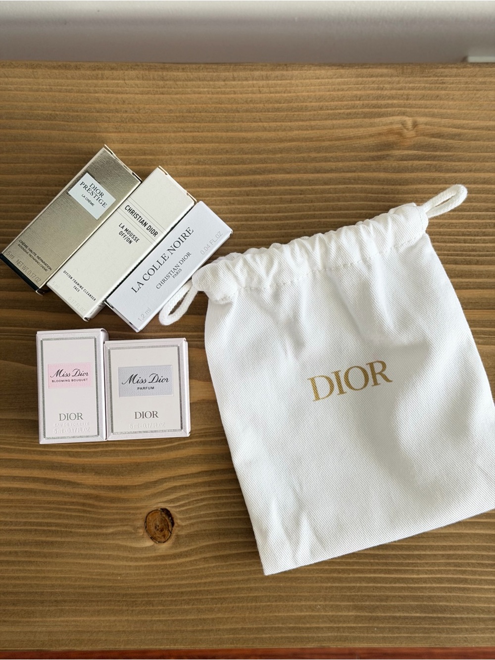 Dior Discovery samples set in an original Dior pouch